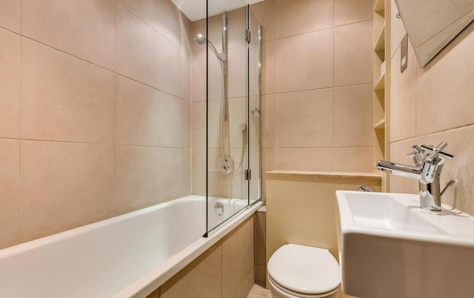 4 - 19 hyde park square 6 21.10.png