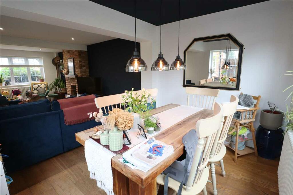 Lounge/Diner