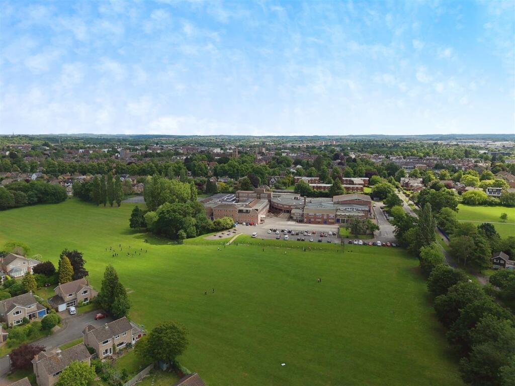 3895b762--41BF-85B0-44D38B93FEA6-66192-0000156331A