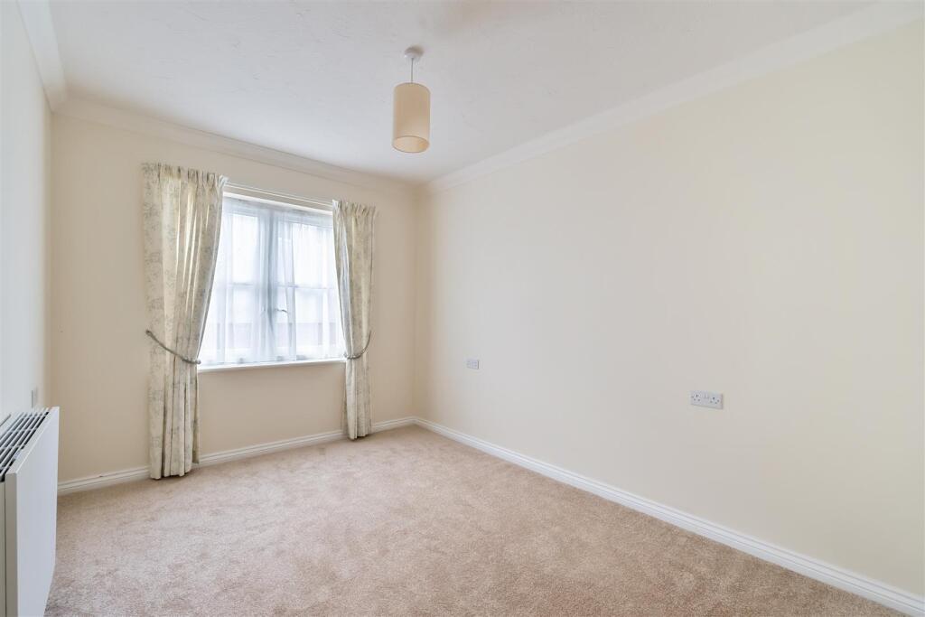 Bedroom One.jpg