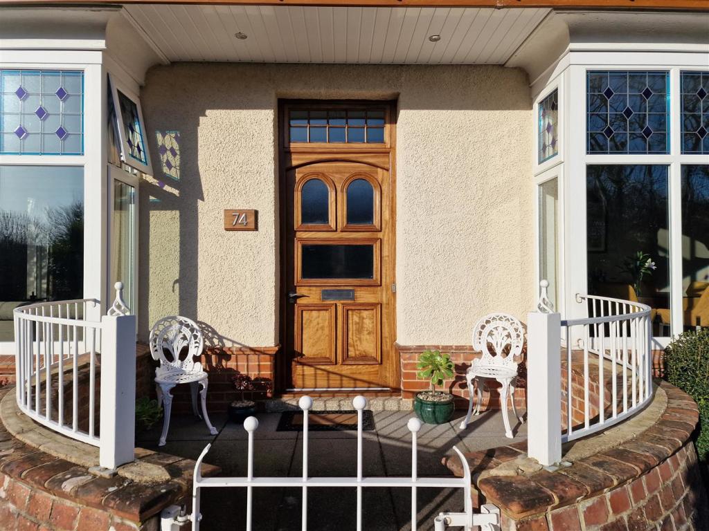 Entrance.jpg