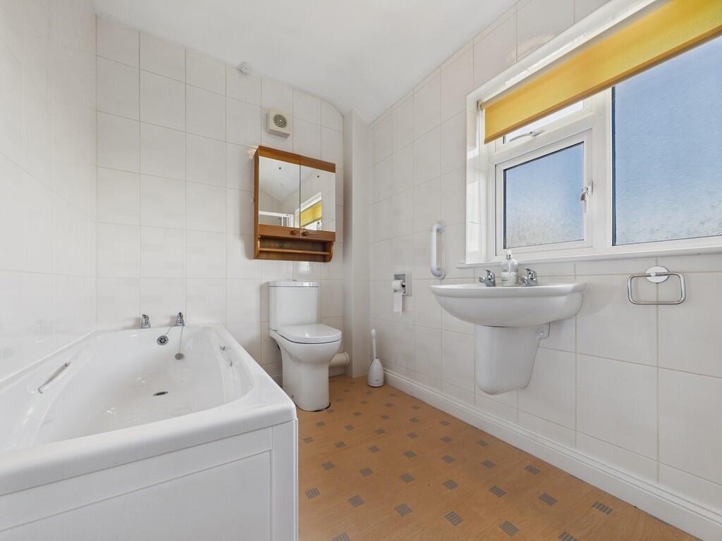 CAM04092G0-PR0102...