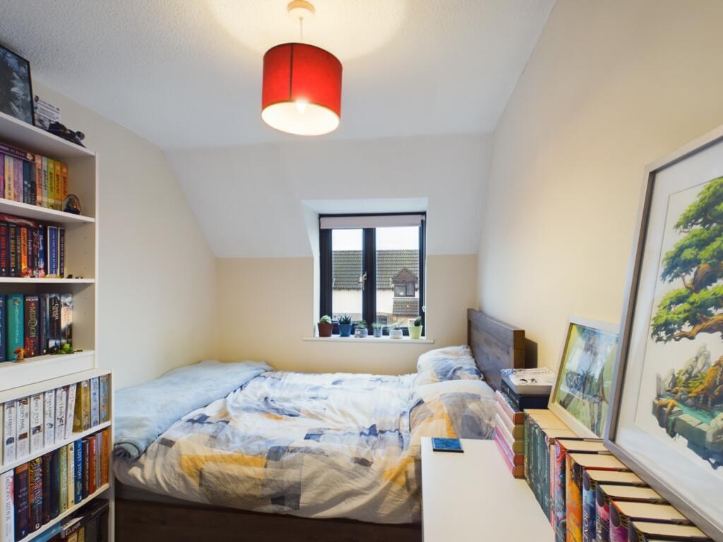 CAM01740G0-PR0329-STILL014