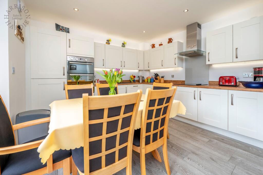 Kitchen &amp; Dining Area