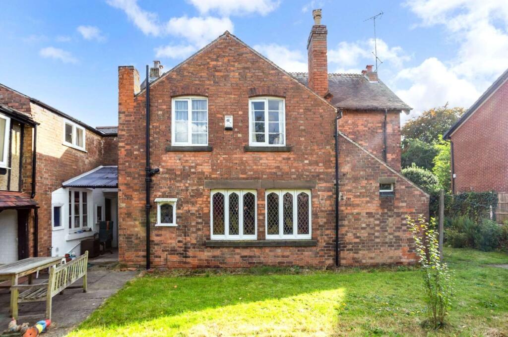 Muskegon, Lime Grove Avenue, Chilwell, Nottingham, NG9 4AR