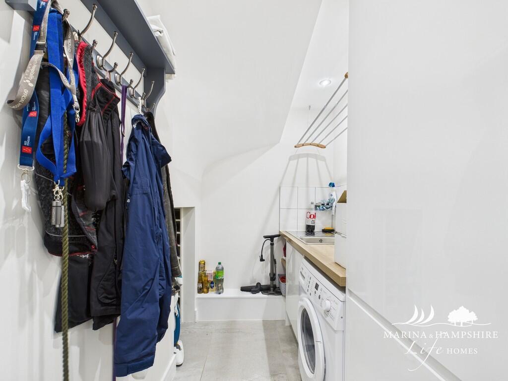 CAM03915G0-PR0013...