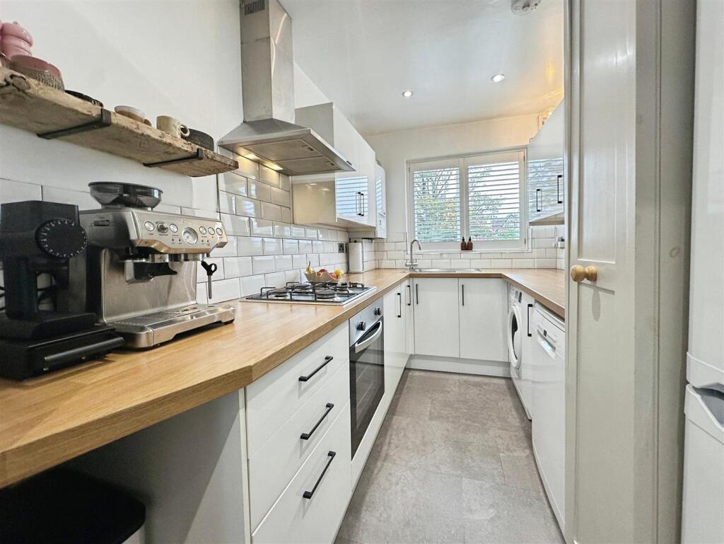 97a3ee3a--4613-AE4B-AE046D2DC4BB-29618-00002913FAF