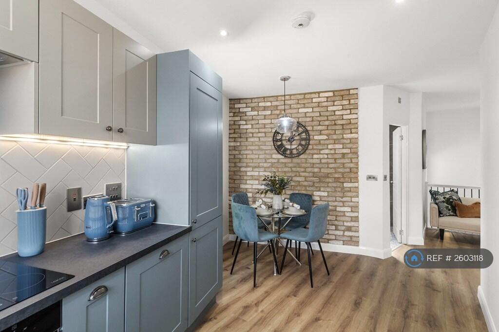 Kitchen / Dinette