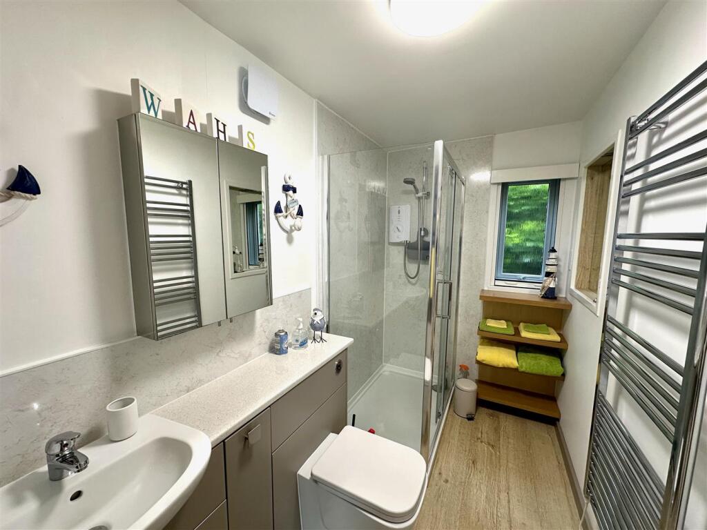 3 Pompeys Lane Ferndown BH22 9DY - 20 of 24 annex 
