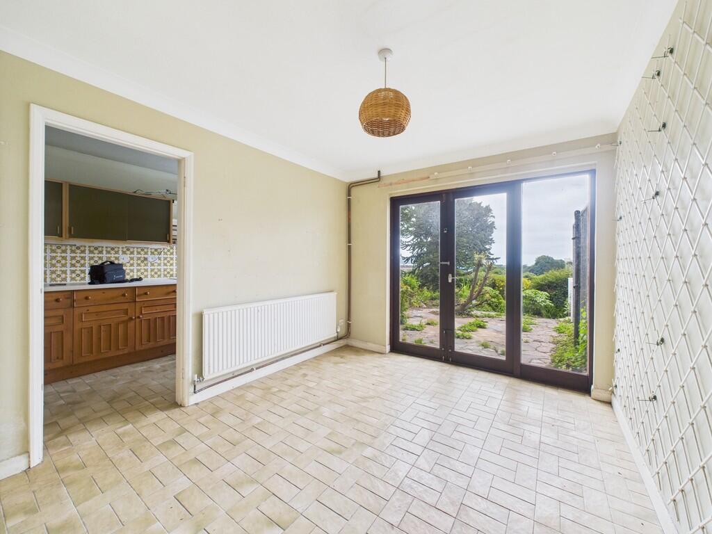 CAM02089G0-PR0497...