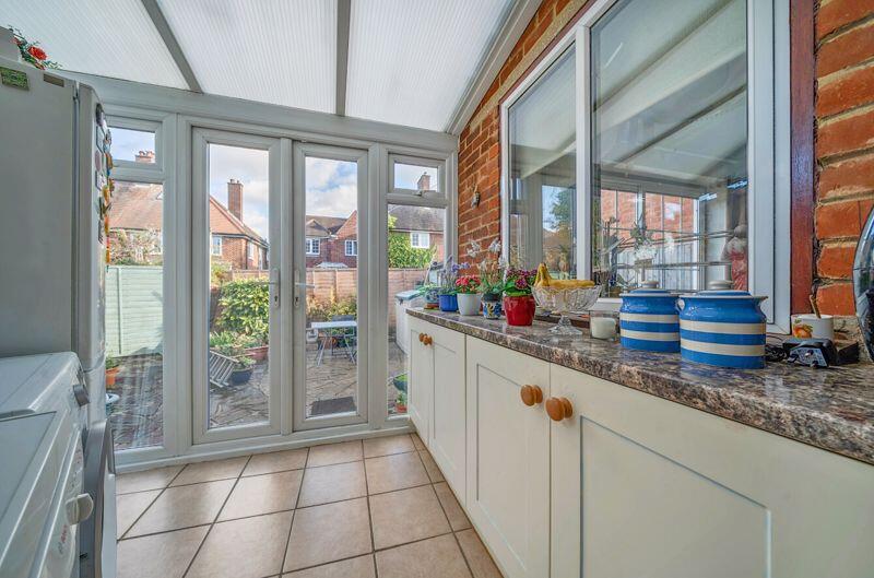 Utility conservatory
