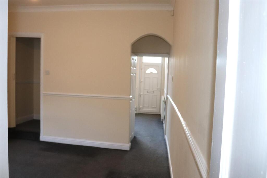 Rear Lounge