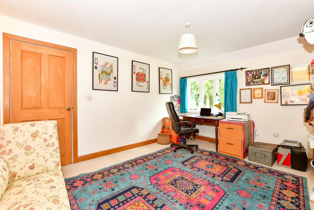 Dressing Room / Study