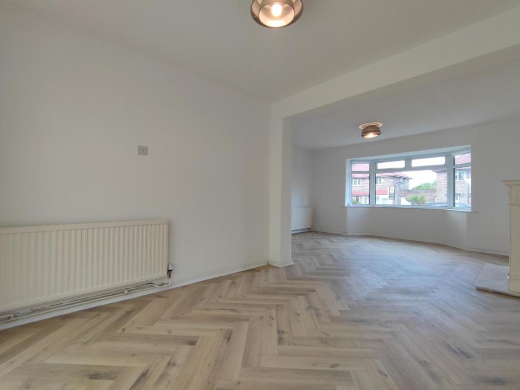 Living Dining Room 1