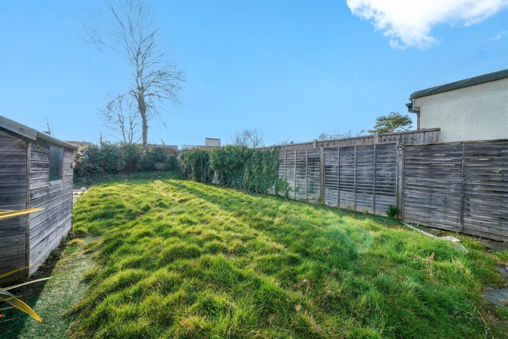 1 Tonfield Road - iLTmNgg5j2PSoX0WLpmU.jpg