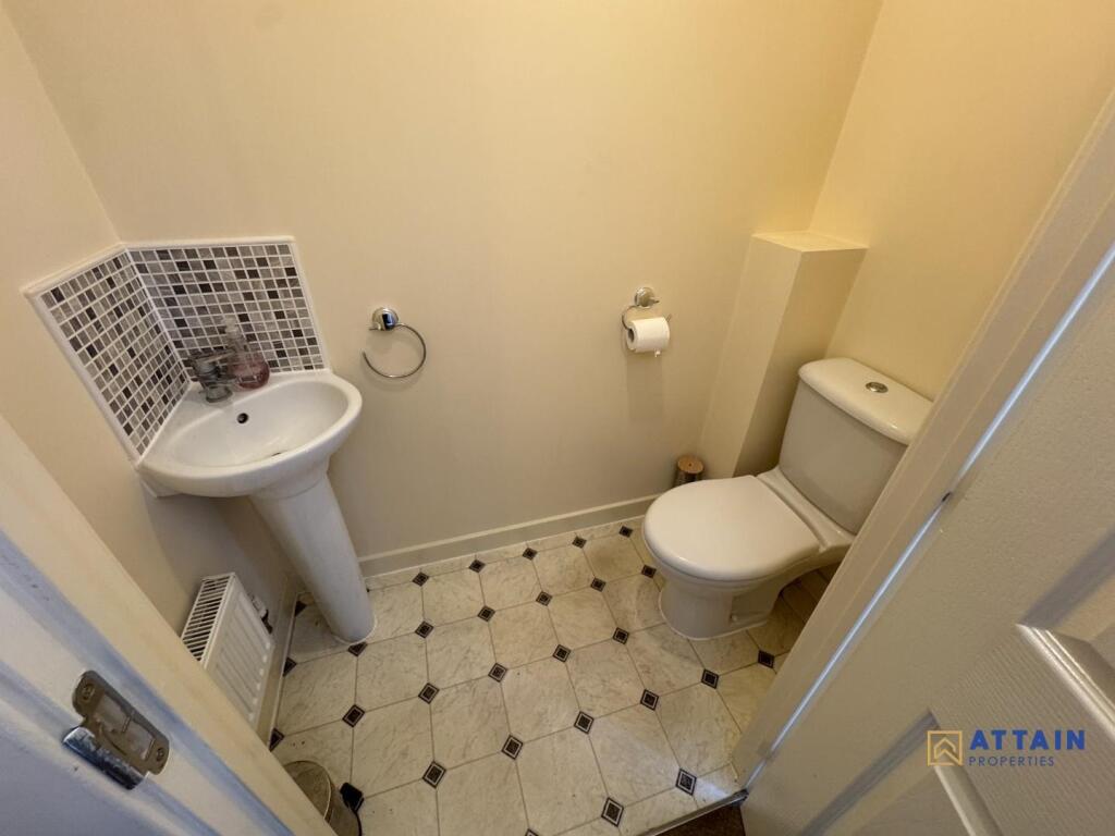 Downstairs W.C.jpg