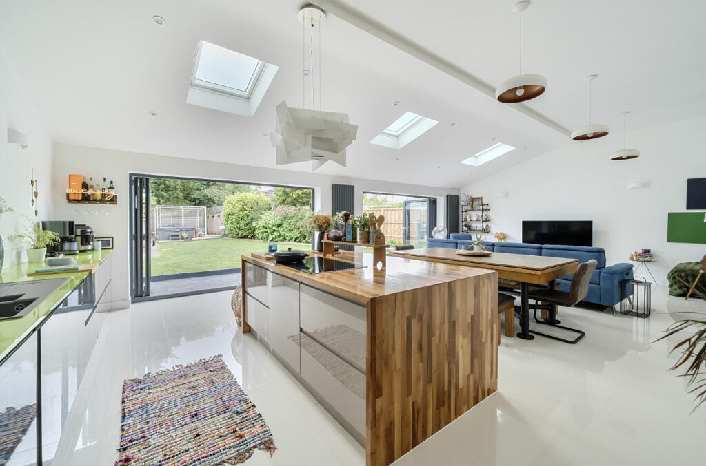 130699810684987f3276ff