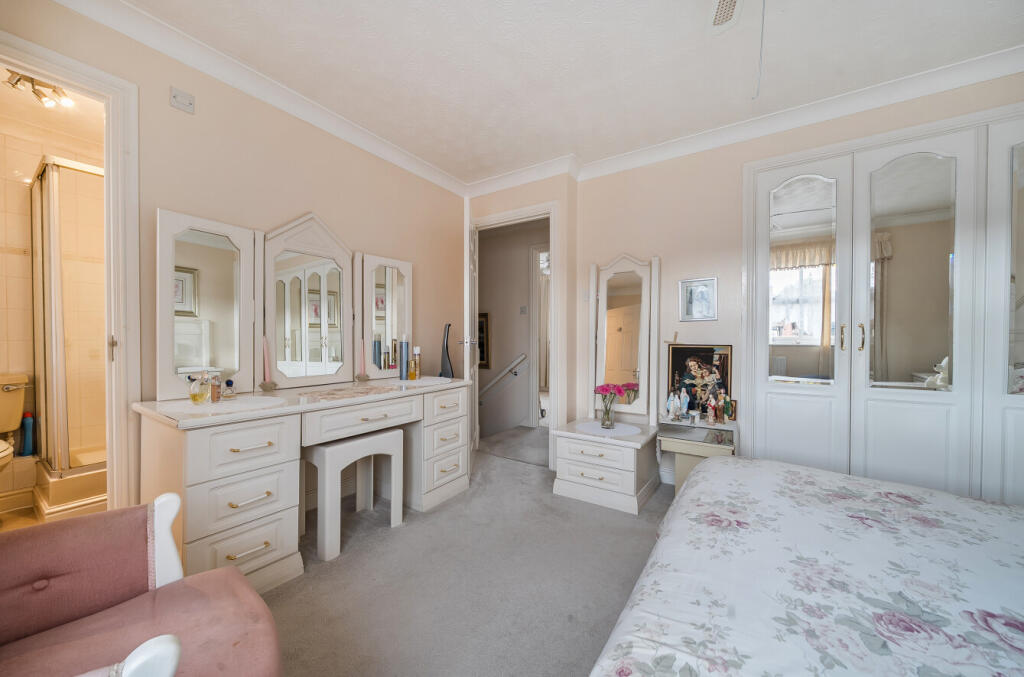 1371520-9-68f76d6...