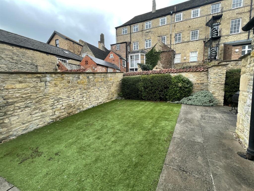 Garden.JPG