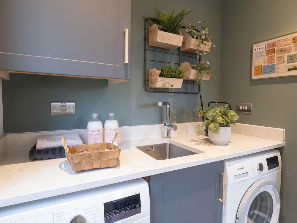 209918_7f87018a-51d0-4254-bb4d-9dae9860e604-168_4_