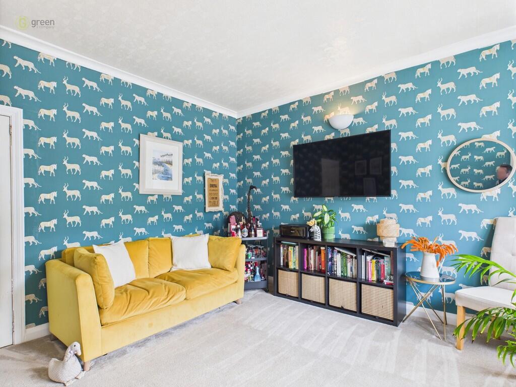 CAM03830G0-PR0182...