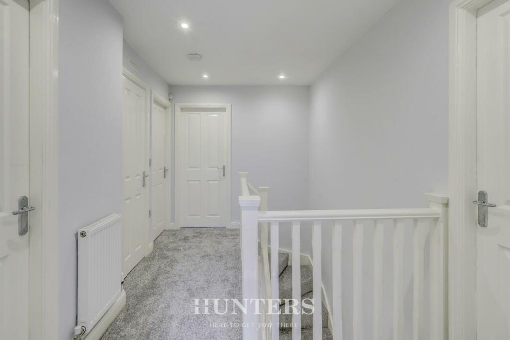 Viscount Drive (22).jpg