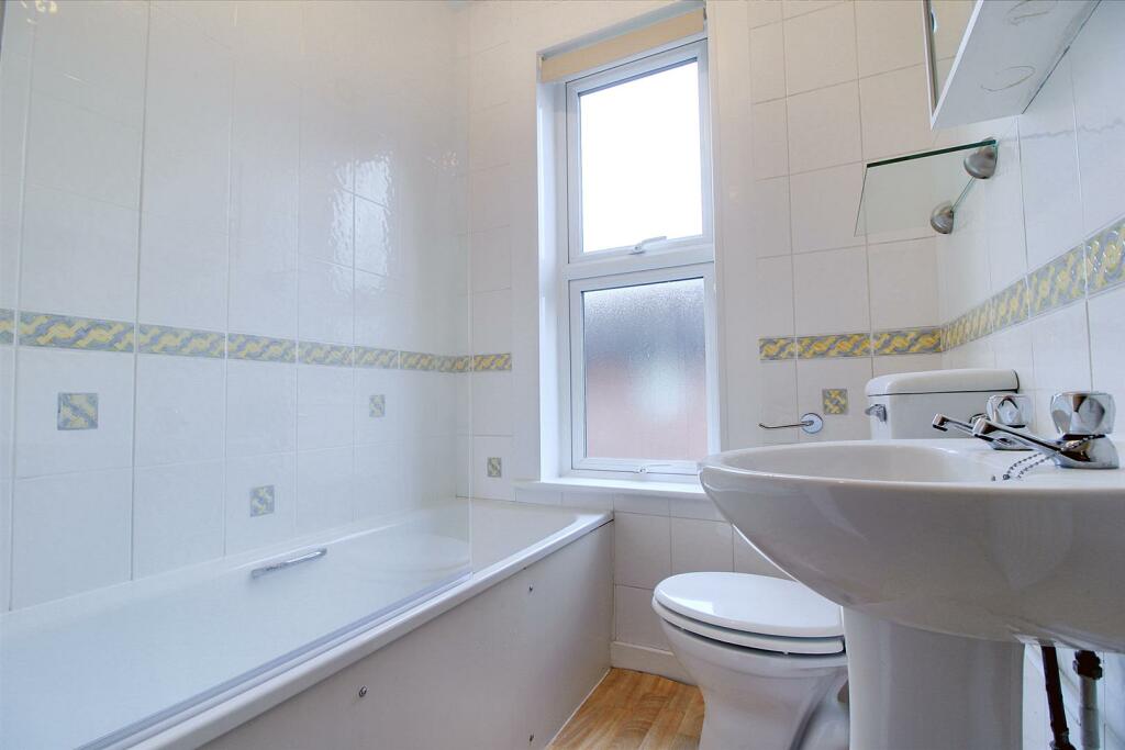 Bathroom .JPG