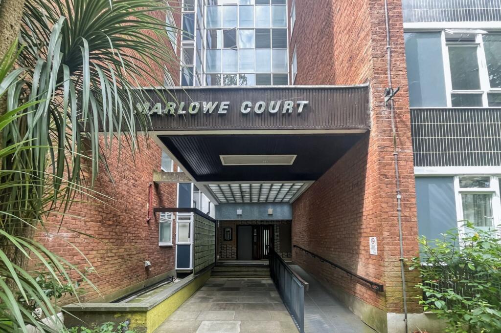 7 Marlowe Court, Lymer Avenue, Dulwich, London SE19 1LP