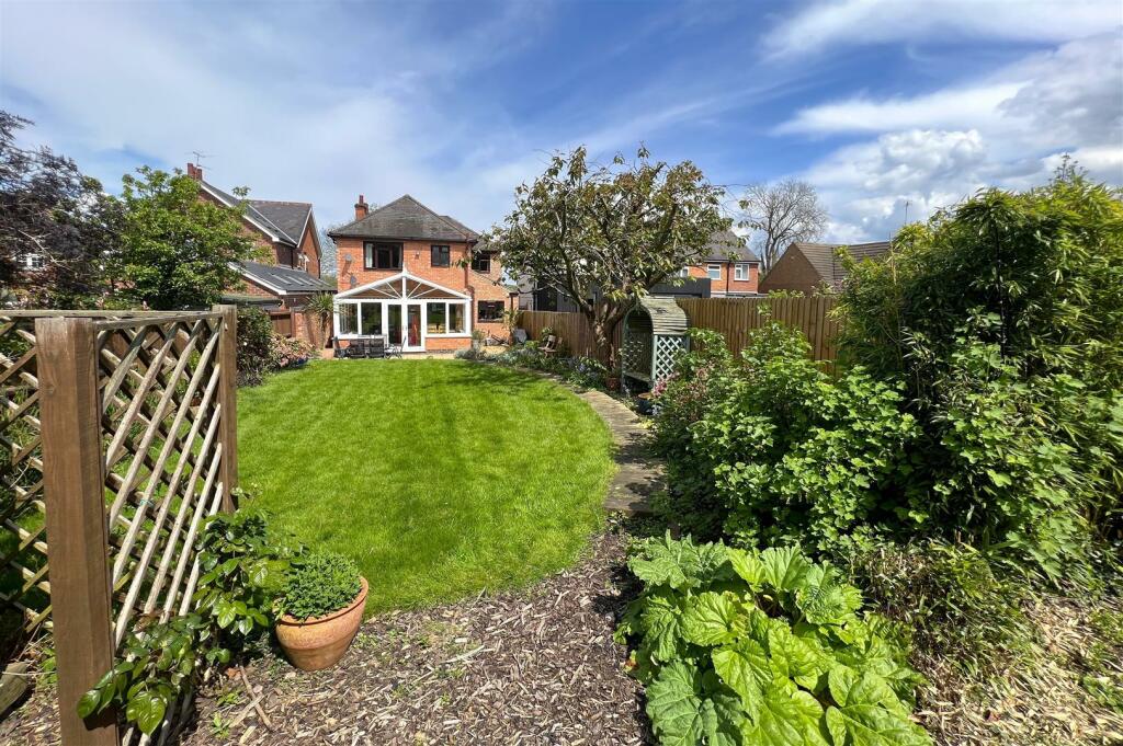Garden B.JPG