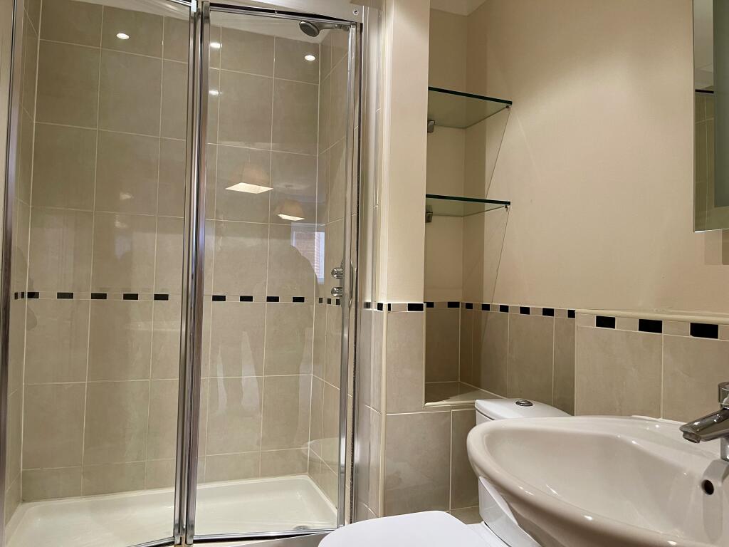 En-suite Bathroom