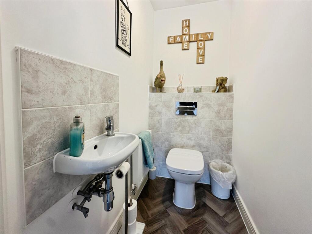 f7ba1d1c--4841-9A1C-1E65E5AB2427-16722-0000054A238