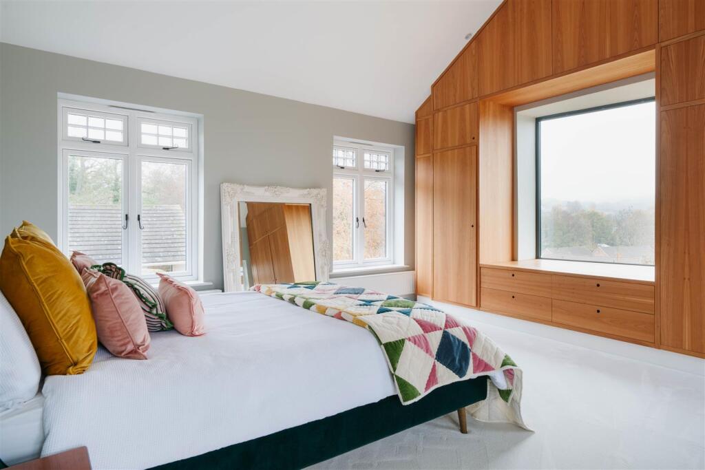 Bedroom4-9.jpg