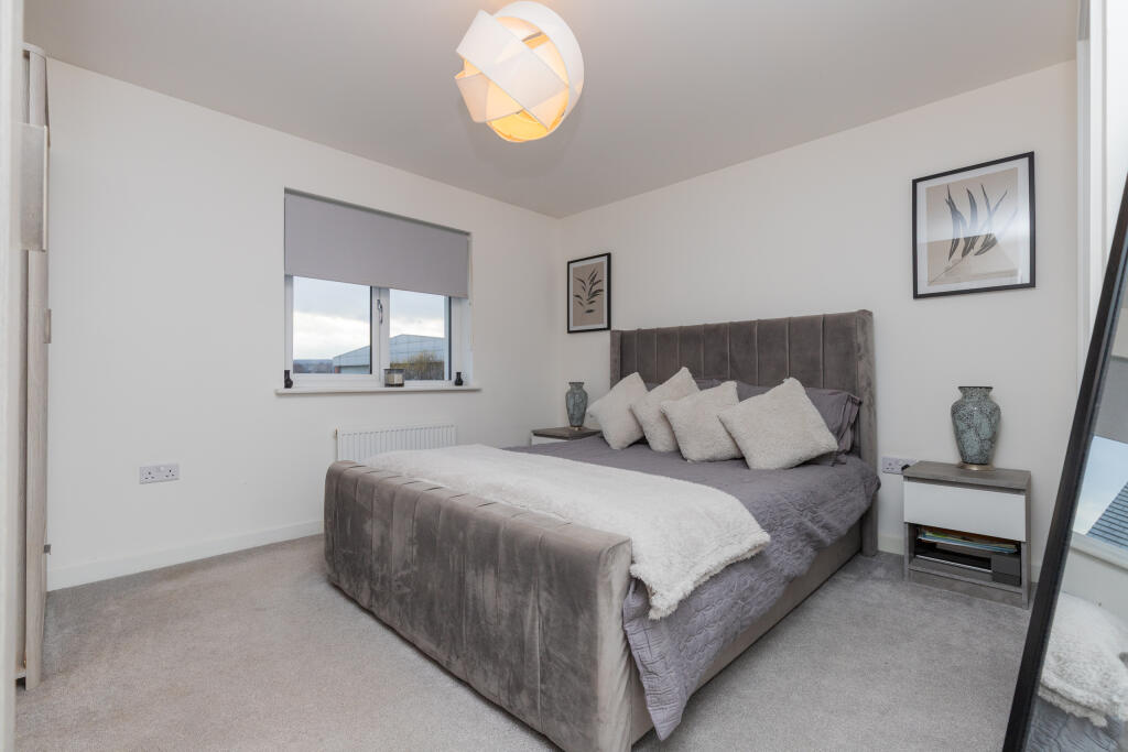 7 Carsphairn Avenue PA1 2FP-25
