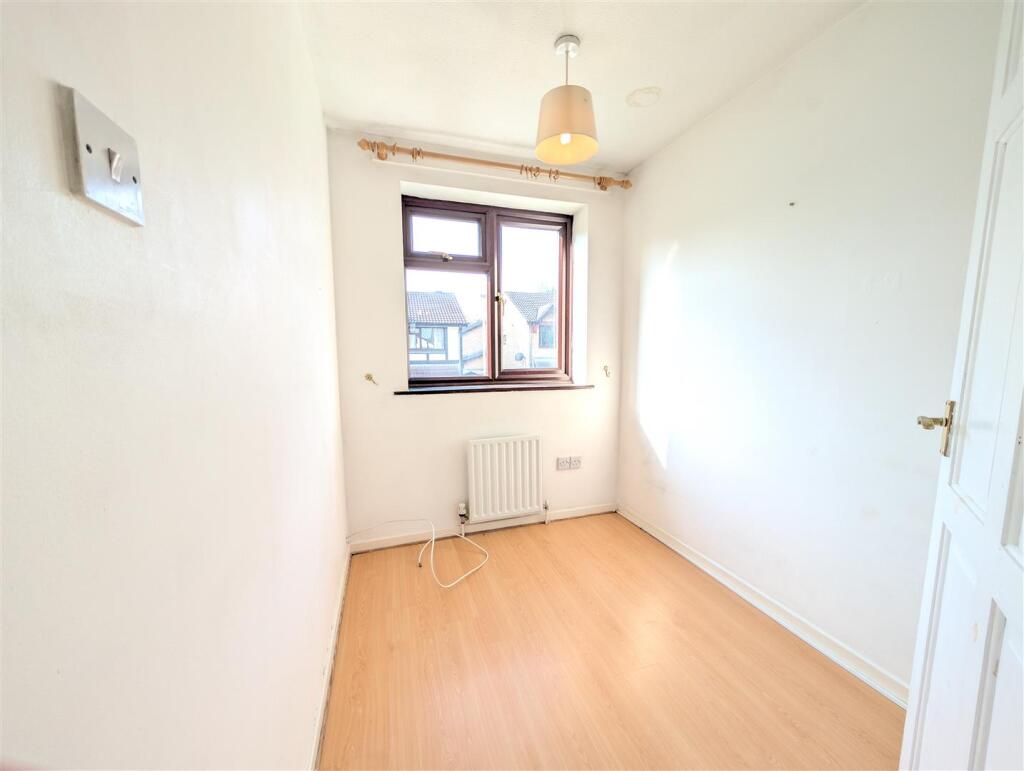 9 Elm Avenue, Ashby-De-La-Zouch