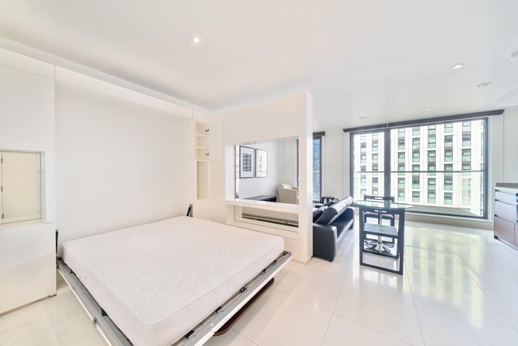 13-681a22c2a1ae7-...