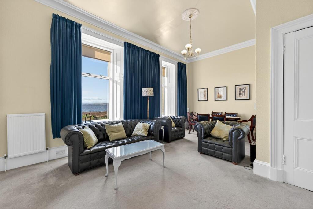 8 buchanan street, largs_24.jpg