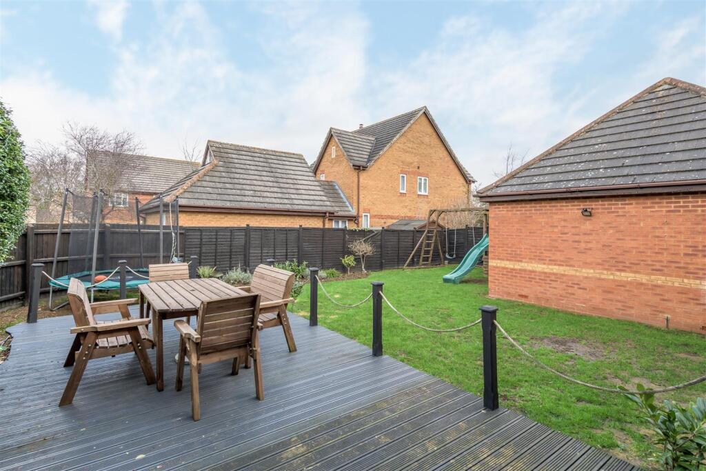 220222 - 4 Gower Drive, Biddenham - 19.jpg