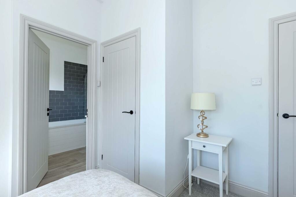 furn 9.jpg
