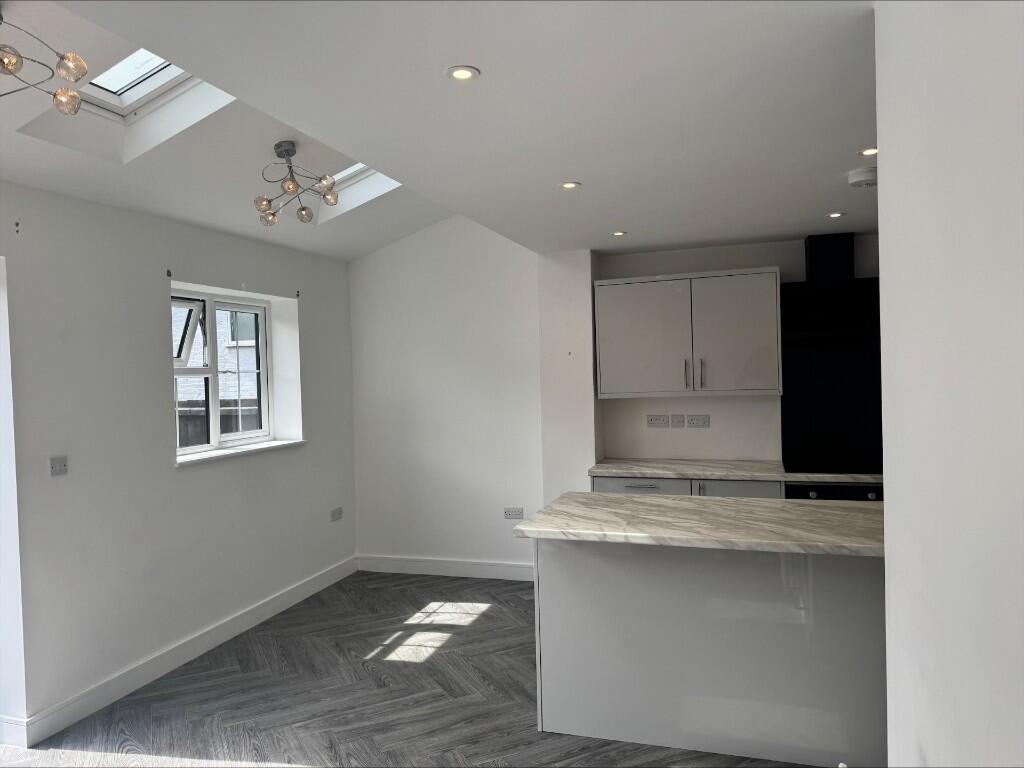 Fitted Kitchen/Diner