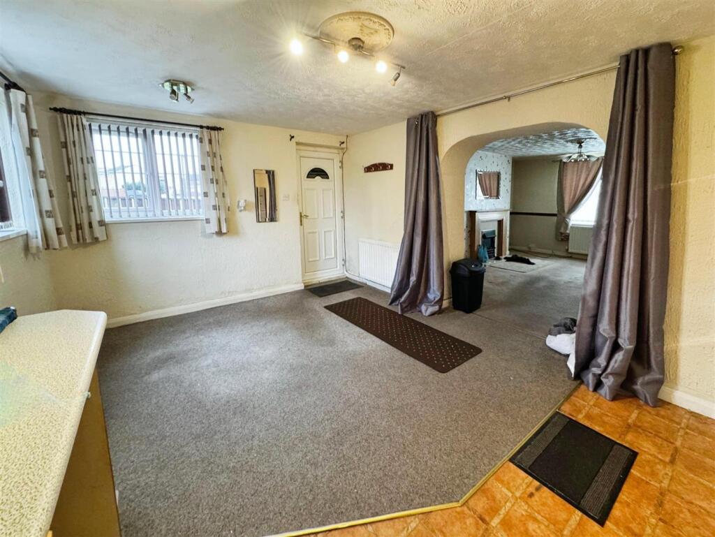 editedimage-bd7bacf3-d50e-4d33-aaaa-7346f976b92a 2