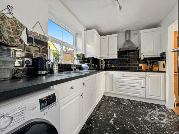 127762agx70394912img030000max656x437