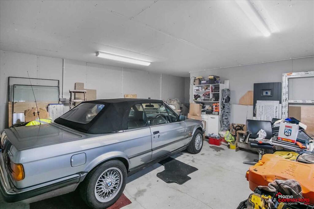 Garage Area