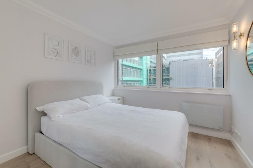 BEDROOM 1 a.jpg