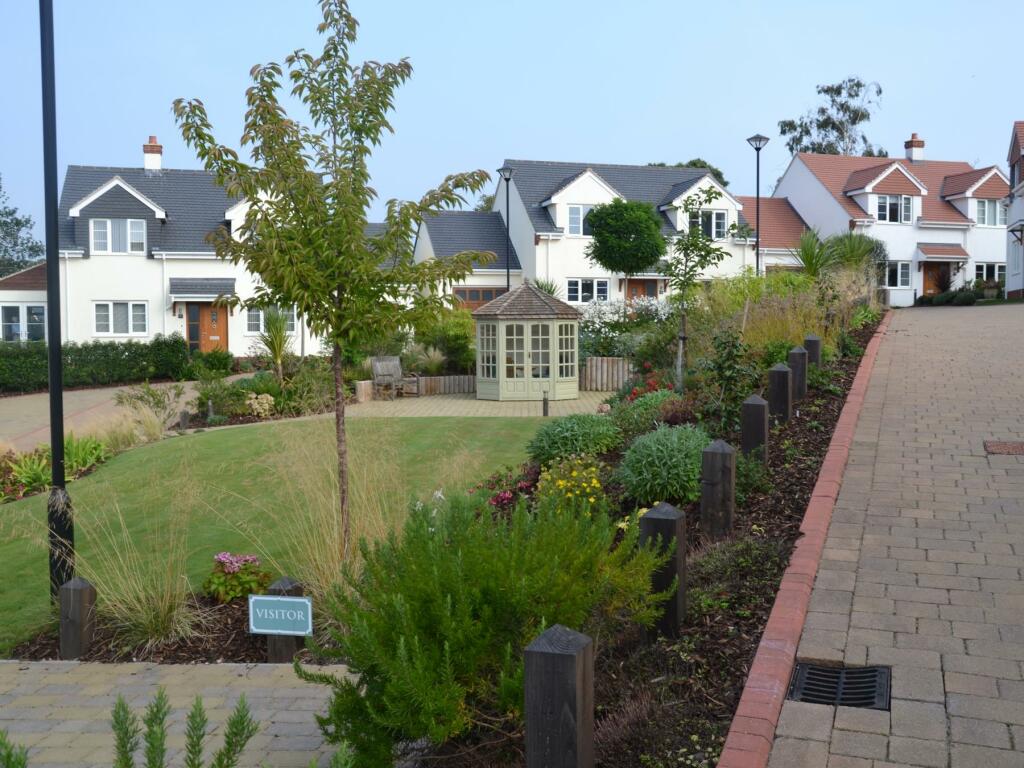 Communal Grounds