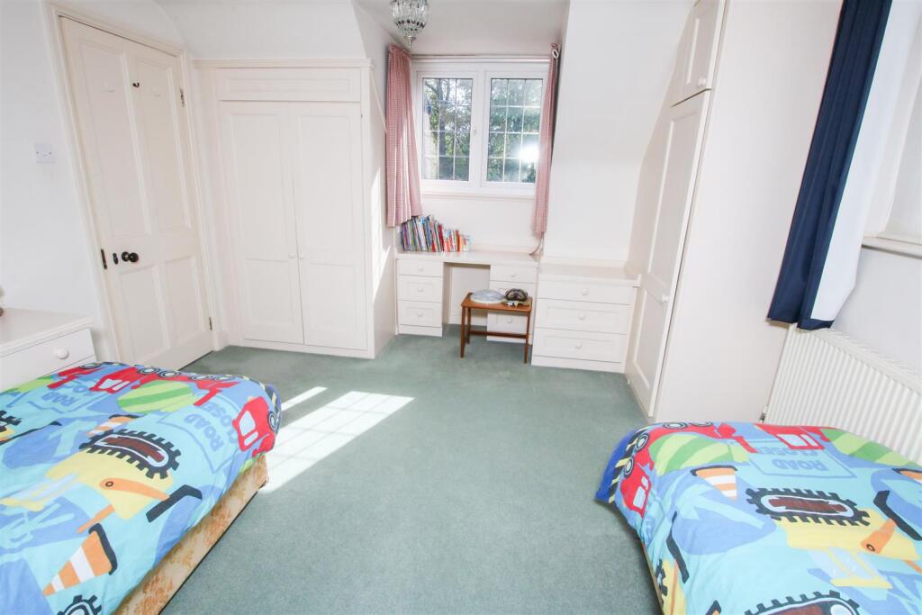 BEDROOM 3