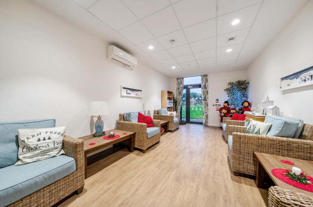 1387729-5-6938502...