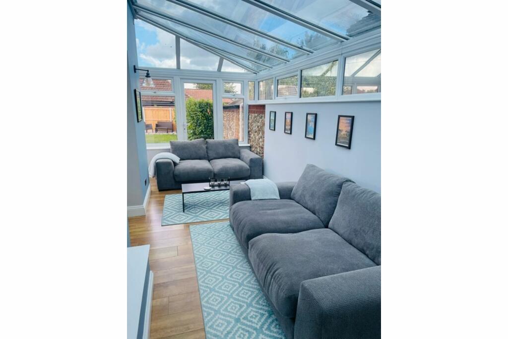 Kitchen/Garden Room