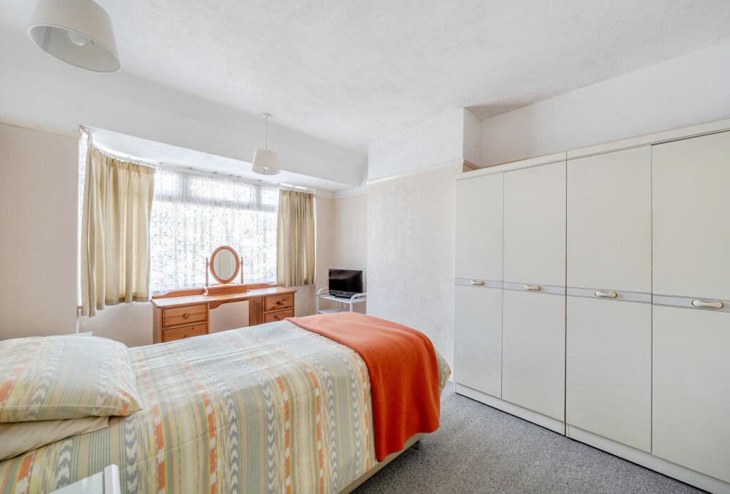 1348815-15-68c075...