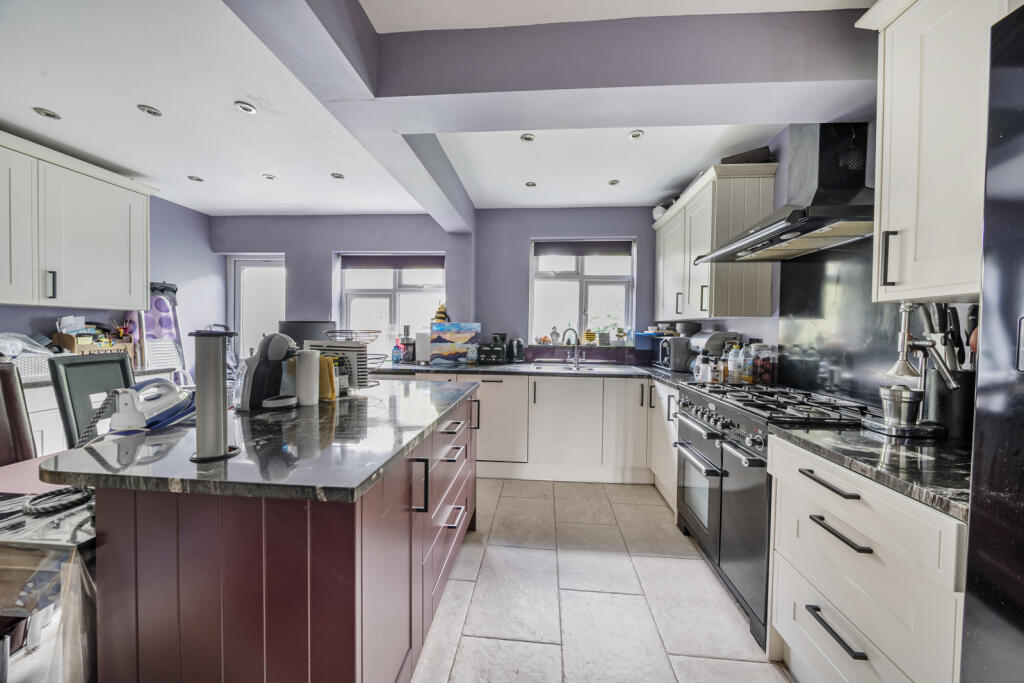 1325343-7-687657d...