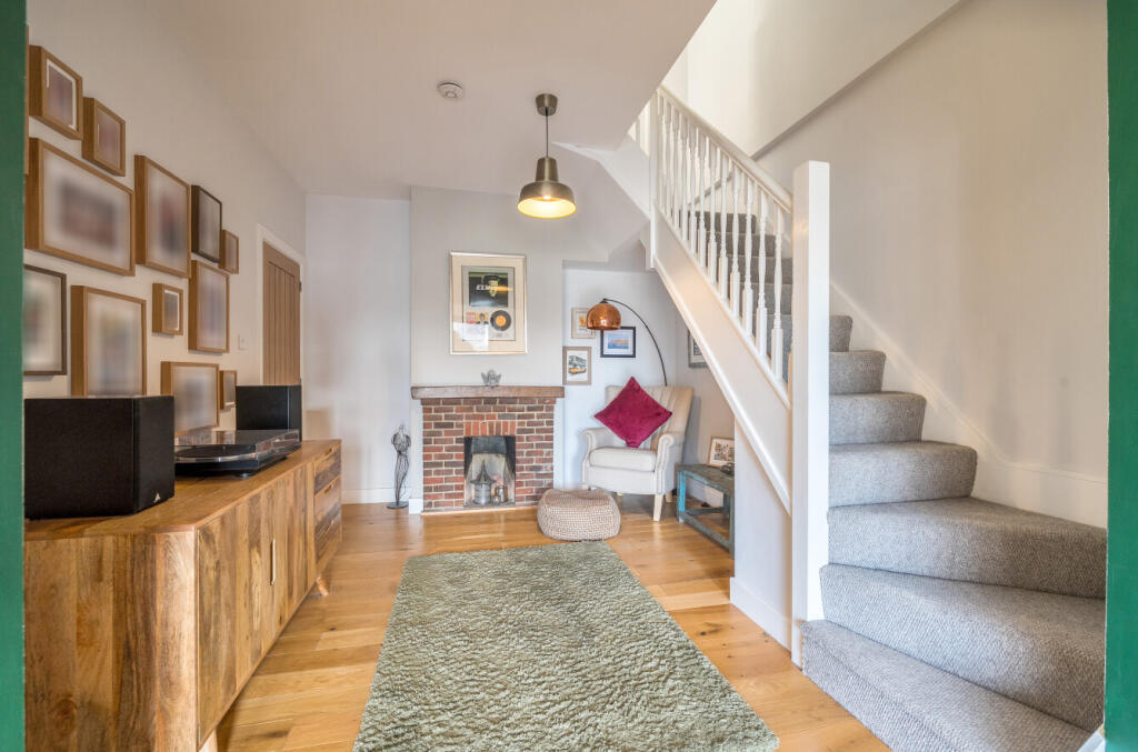 1396317-23-695d3a...